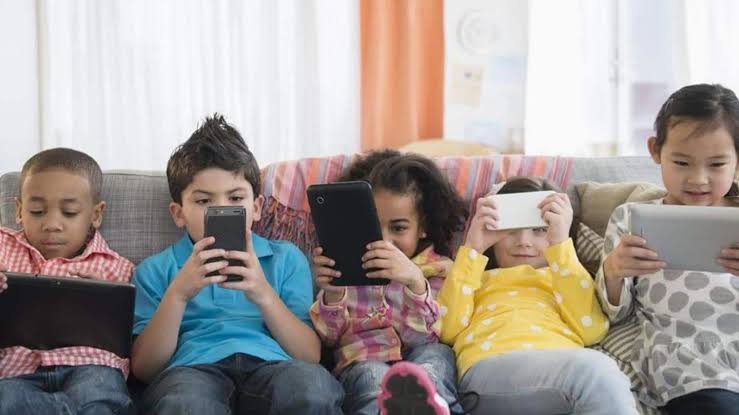 Darurat Kecanduan Gadget Anak, Bagaimana itQan Menjaga Keseimbangannya
